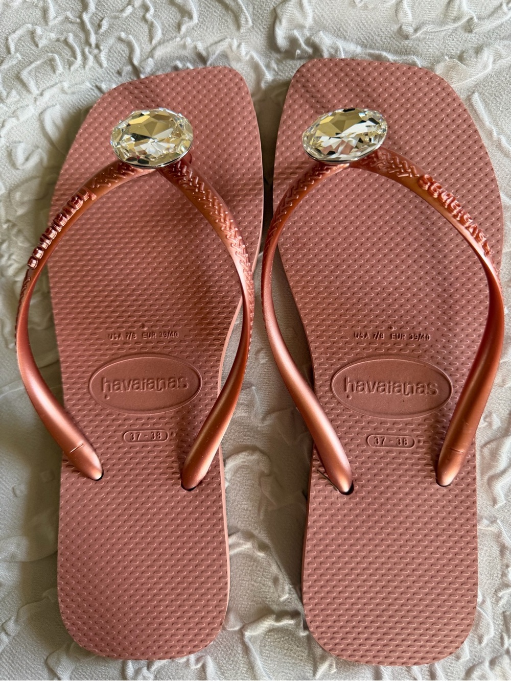 NEW jewel Havaianas dusty pink flip flops - Picture 2 of 4